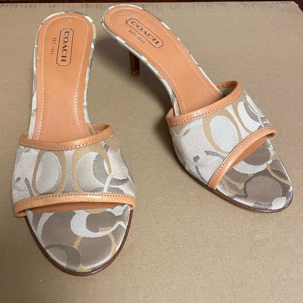 NOS! Vintage Coach, Silver White & Tan Logo Fabric & Leather Kitten Heel Slides